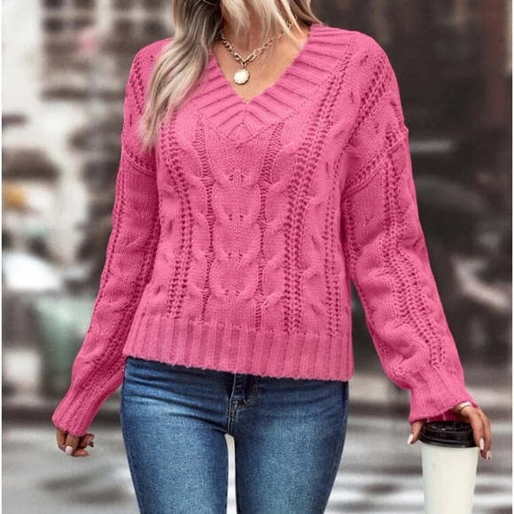 New V neck pink cable knit  sweater - Picture 2 of 6